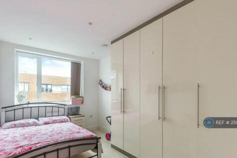 Generously Sized Bedrooms With Fitted Wardrobes