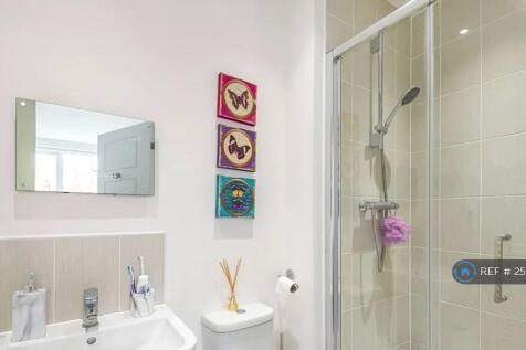 One En-Suite Shower