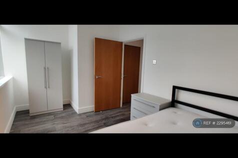 Mina Bedroom