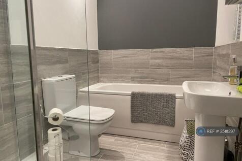 Ground Floor Bathroom 