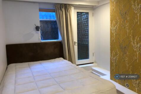 Built-In Bed