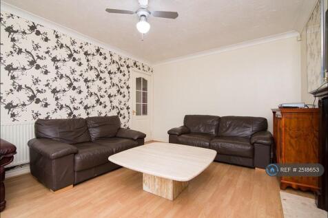  Lounge Pic 4
