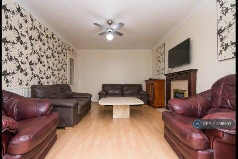 Lounge Pic 5