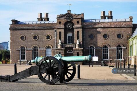 Royal Arsenal Riverside Area