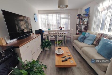 Living Room 4