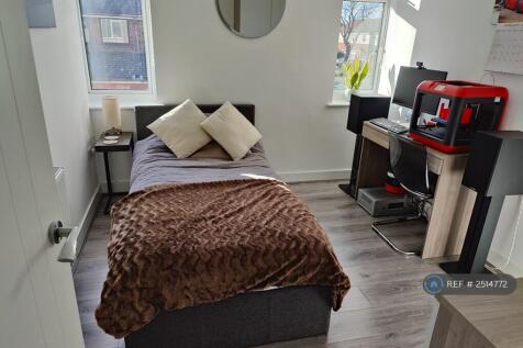 Bedroom No2 2