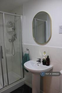 Azure Suite Bathroom