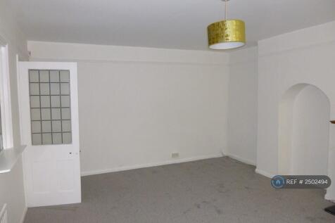 Bedroom 2 (Or Lounge)
