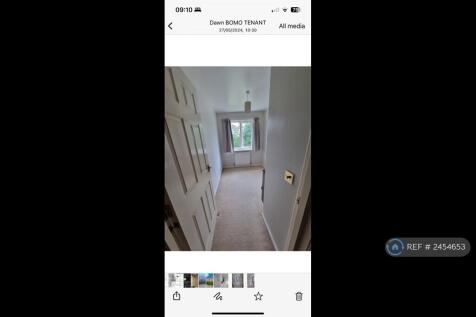 2nd Bedroom