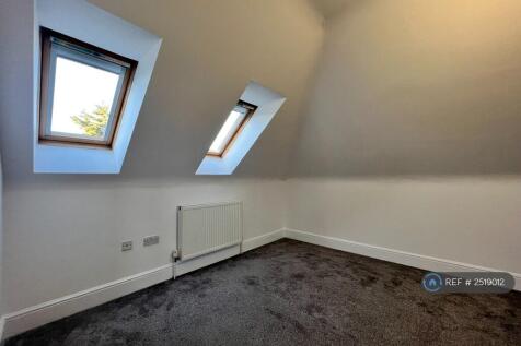 Triple Bedroom