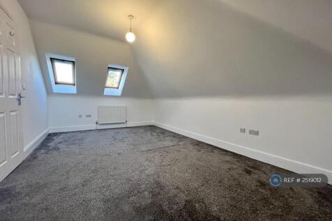 Triple Bedroom