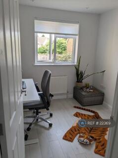 Single Bedroom 2