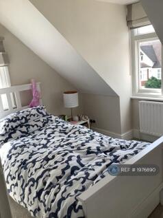 Bedroom 2, Dual Aspect