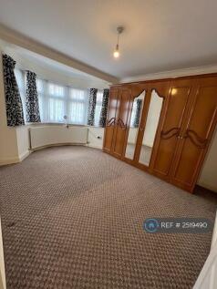 Front Double Bedroom
