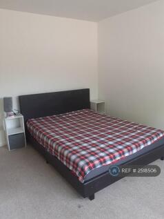 Large Double Bedroom
