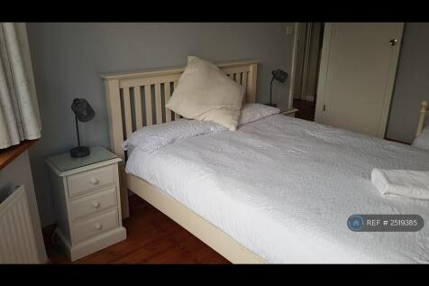 Front Bedroom