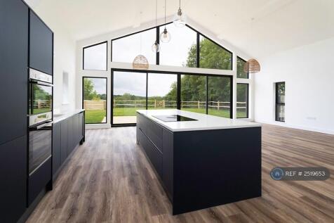Kitchen / Living
