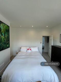King Size Bedroom 