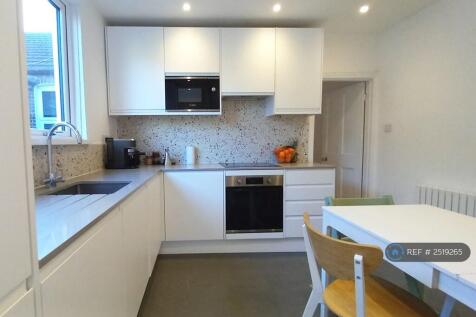 Kitchen - View 3