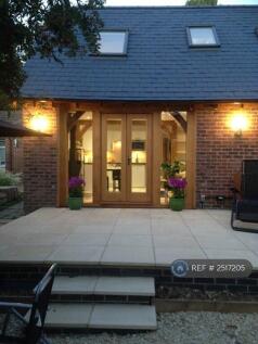 Annex&#39;s Own Patio Area