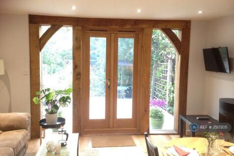 Lovely Oak Beams-Now With Curtains.