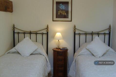Bedroom 2 Ensuite