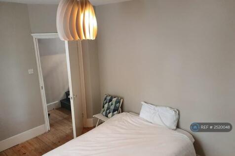 Bedroom 1 (Ground Floor)