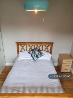 Bedroom 3 (First Floor Rear)
