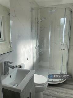 New Ensuite Bathroom