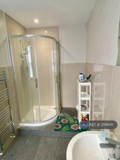 New Modern Shower Room