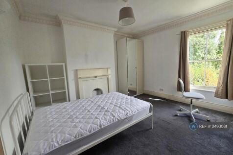 Bedroom 5 (Standard Double Room - Second Floor)  