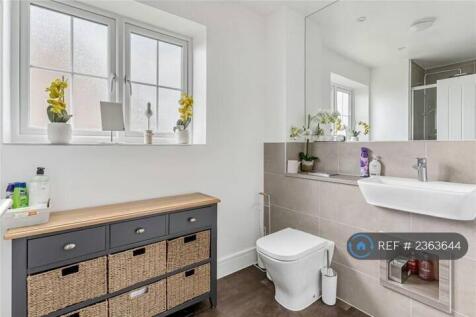 Master En-Suite