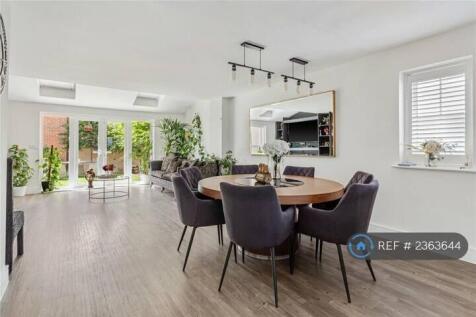 Living/Dinning Room