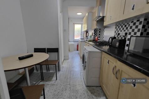 1) 4 Bed House