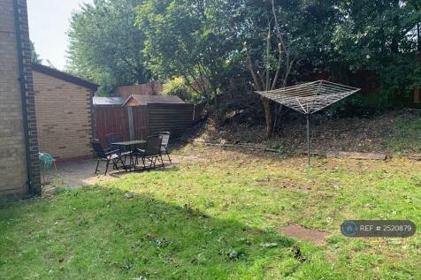 Garden Dining Area