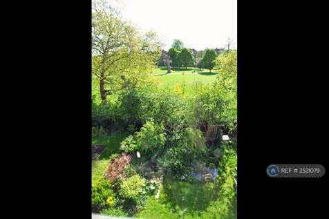 View Of Garden &amp; Brockwell Park From Living Room