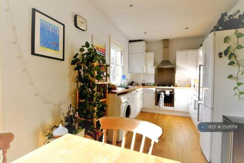 Kitchen / Living Room (Tenanted January 2023)