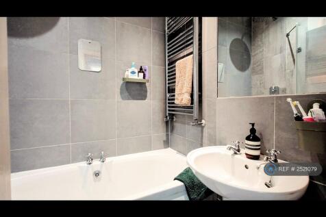 Bathroom (Tenanted 2025)