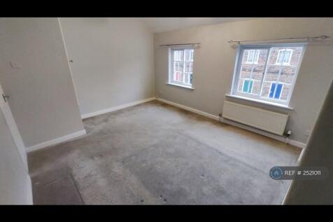 Main Bedroom 1