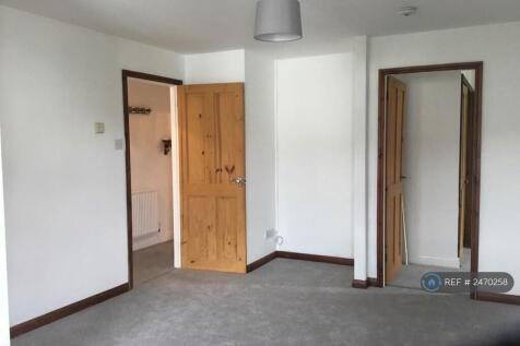 Lounge Leading To Hallway 