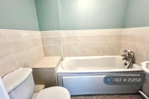 Family Bathroom On 2nd Floor