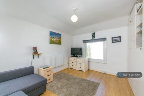 Lounge/Bedroom