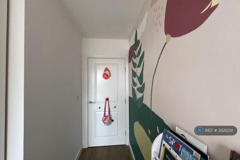 Single Bed Room