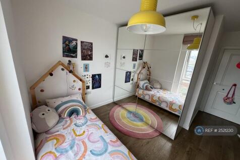 Single Bed Room