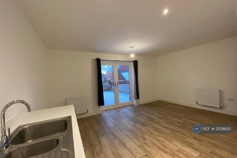 Kitchen &amp; Dining Room