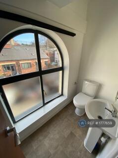 Exclusive-Use Bathroom - Second View