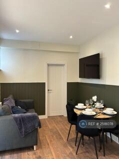 Communal Open Plan Lounge