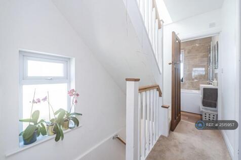 1st Floor Landing