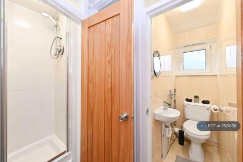 Shower &amp; Wc