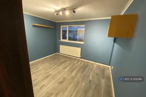 Second Bedroom(Can Put a Doublebed)